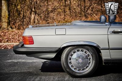 1988 Mercedes - Benz 560SL