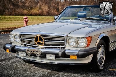 1988 Mercedes - Benz 560SL