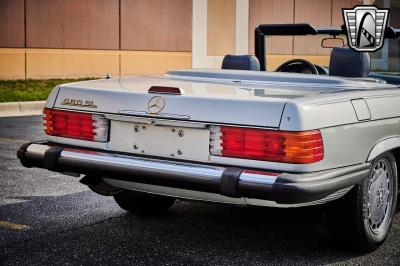 1988 Mercedes - Benz 560SL