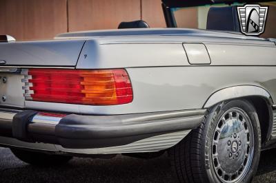 1988 Mercedes - Benz 560SL