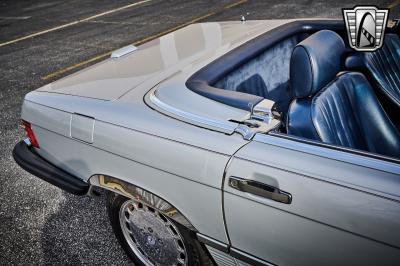 1988 Mercedes - Benz 560SL