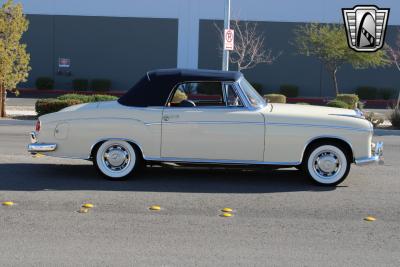 1960 Mercedes - Benz 220S