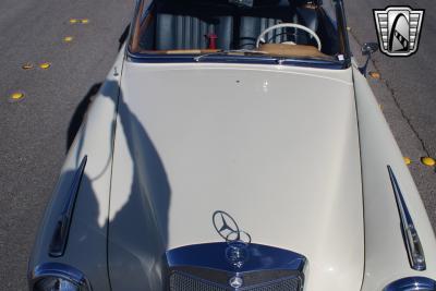 1960 Mercedes - Benz 220S