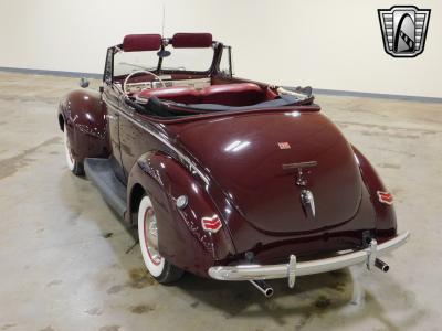 1940 Ford Deluxe