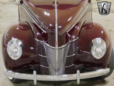 1940 Ford Deluxe