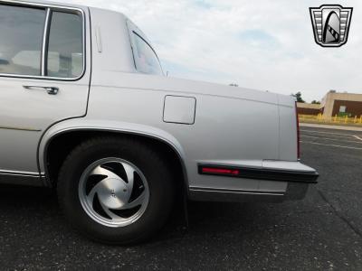 1985 Cadillac Fleetwood