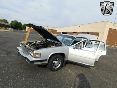 1985 Cadillac Fleetwood