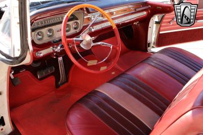 1960 Pontiac Bonneville