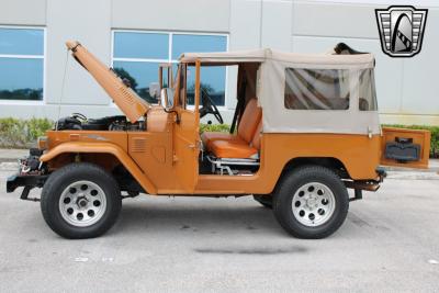 1974 Toyota FJ40