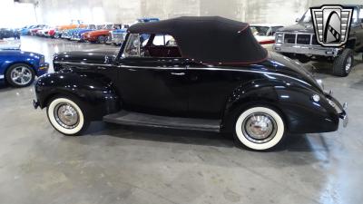 1940 Ford Deluxe