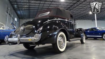 1940 Ford Deluxe