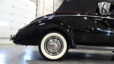 1940 Ford Deluxe