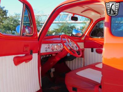 1946 Ford Deluxe