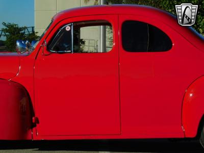 1946 Ford Deluxe