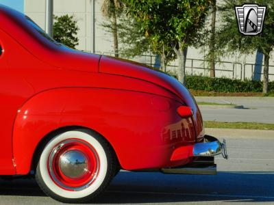 1946 Ford Deluxe