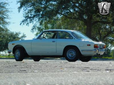 1972 Alfa Romeo GTV 2000