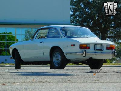 1972 Alfa Romeo GTV 2000