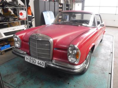 1965 Mercedes - Benz 250SE Coupe no. 85252