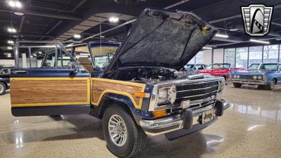 1990 Jeep Grand Wagoneer