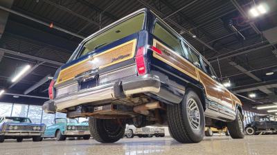 1990 Jeep Grand Wagoneer