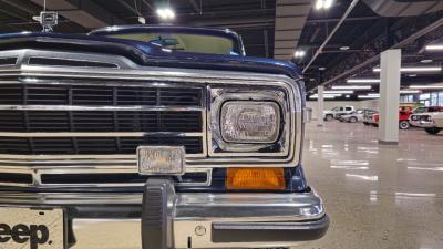 1990 Jeep Grand Wagoneer