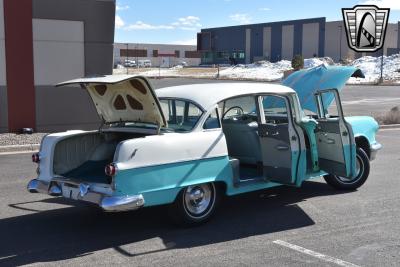 1955 Pontiac Chieftain