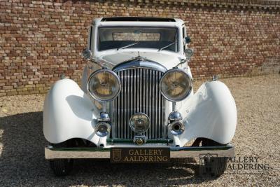 1933 Bentley 3 1/2 litre Park Ward Streamline