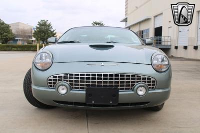 2004 Ford Thunderbird