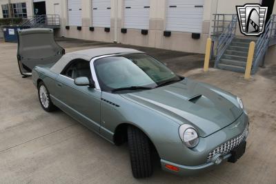 2004 Ford Thunderbird