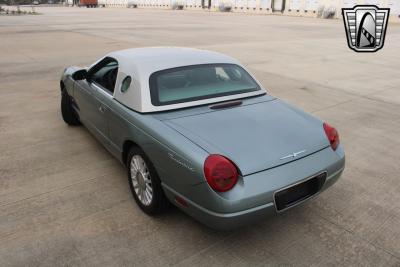 2004 Ford Thunderbird