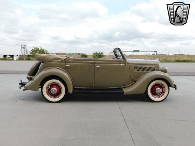 1935 Ford Model 48