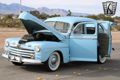 1947 Ford Super Deluxe