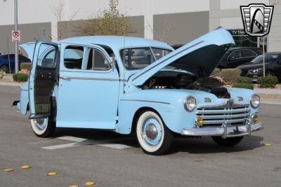 1947 Ford Super Deluxe