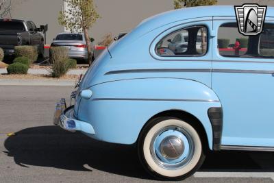 1947 Ford Super Deluxe