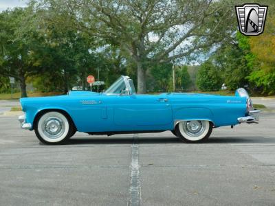 1956 Ford Thunderbird