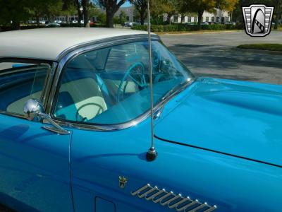 1956 Ford Thunderbird