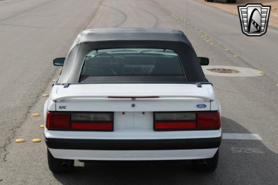 1991 Ford Mustang