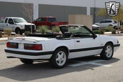 1991 Ford Mustang