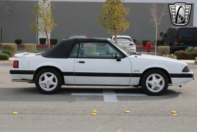 1991 Ford Mustang