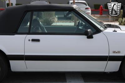 1991 Ford Mustang