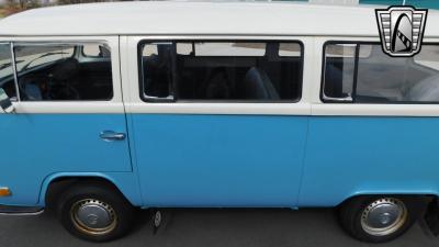 1972 Volkswagen Bus