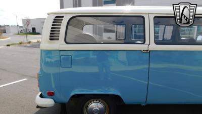 1972 Volkswagen Bus