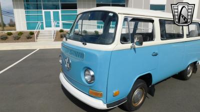 1972 Volkswagen Bus