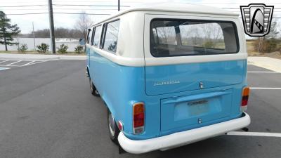 1972 Volkswagen Bus