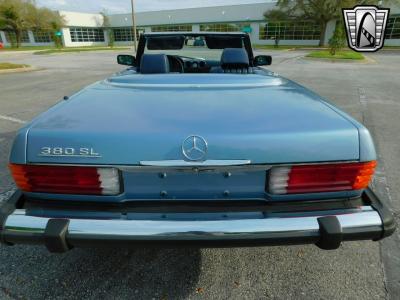 1985 Mercedes - Benz 380SL