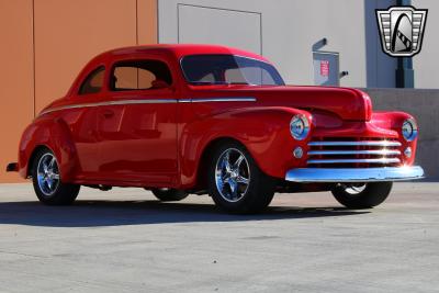 1948 Ford Deluxe