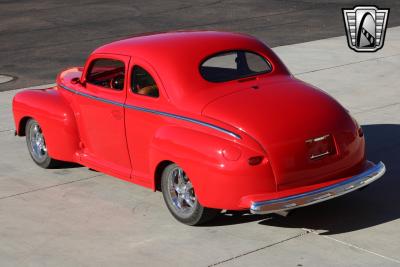 1948 Ford Deluxe