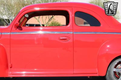 1948 Ford Deluxe