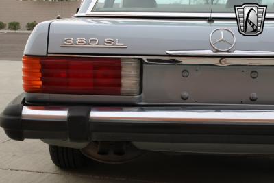 1984 Mercedes - Benz 380SL