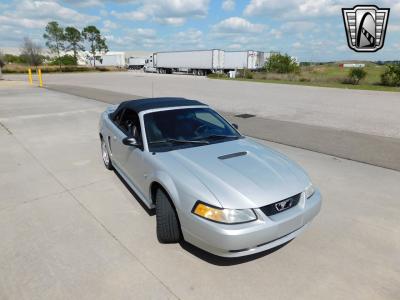 1999 Ford Mustang